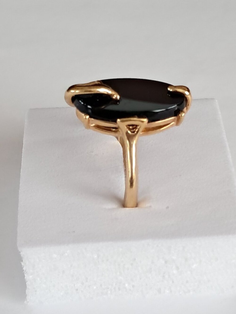 Vintage 1978 Avon Black Onyx Night Flower Gold Tone Ring Size 7 - Picture 7 of 8
